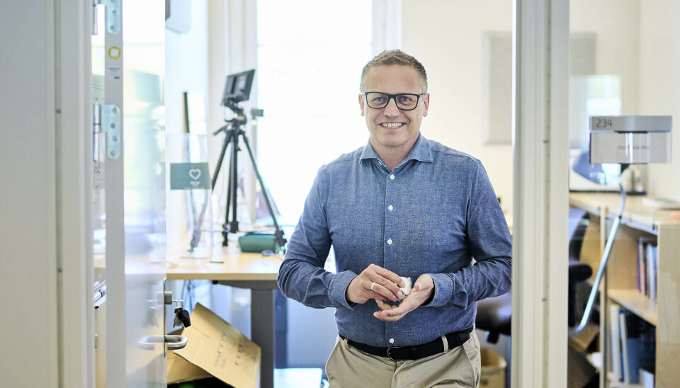 «Hele Norges hjemmekontor-ekspert»: Nils Brede Moe har forsket på hybride arbeidsformer i over 20 år.