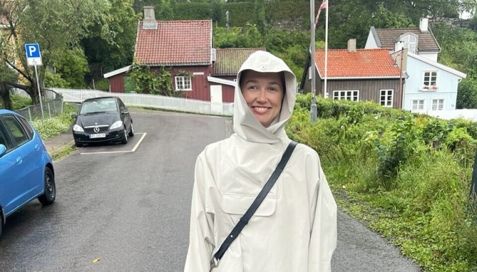 – Det å se teknologien vår fungere i virkelige omgivelser gir en helt unik følelse, sier Synne, som nå har installert sensorer som fjerner lystgassflasker fra avfallsstrømmen i Oslo.