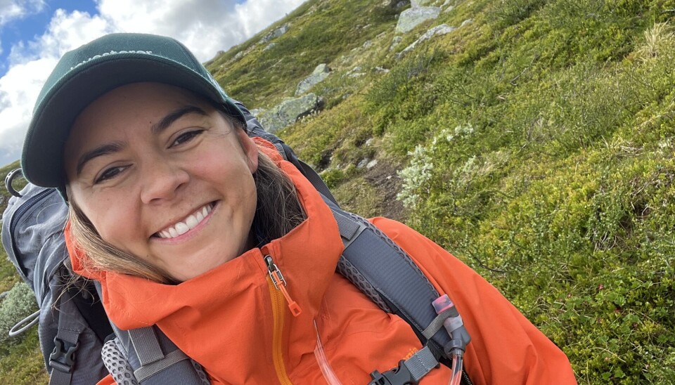 – Jeg måtte jobbe med meg selv for å eie rollen som mamma.
Etter fødselspermisjonen med datteren på ni måneder har Kristina funnet en ny verdi i seg selv – og en ny balanse i livet.